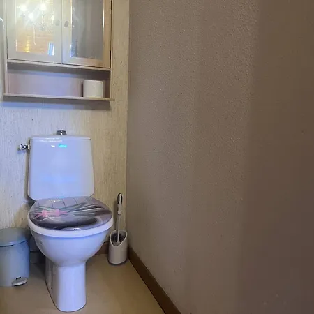 Appartement Confortable à Avec Parking Et Balcon - Fr-1-812-10 *