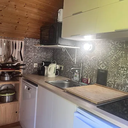Appartement Confortable A Avec Parking Et Balcon - Fr-1-812-10