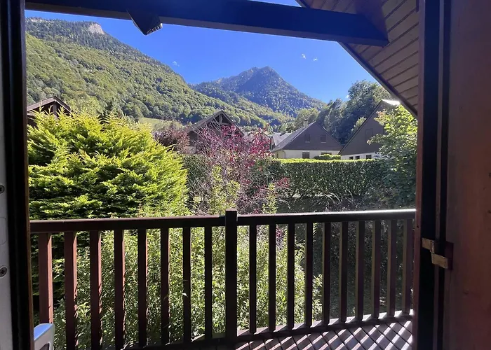 Confortable A Avec Parking Et Balcon - Fr-1-812-10 *